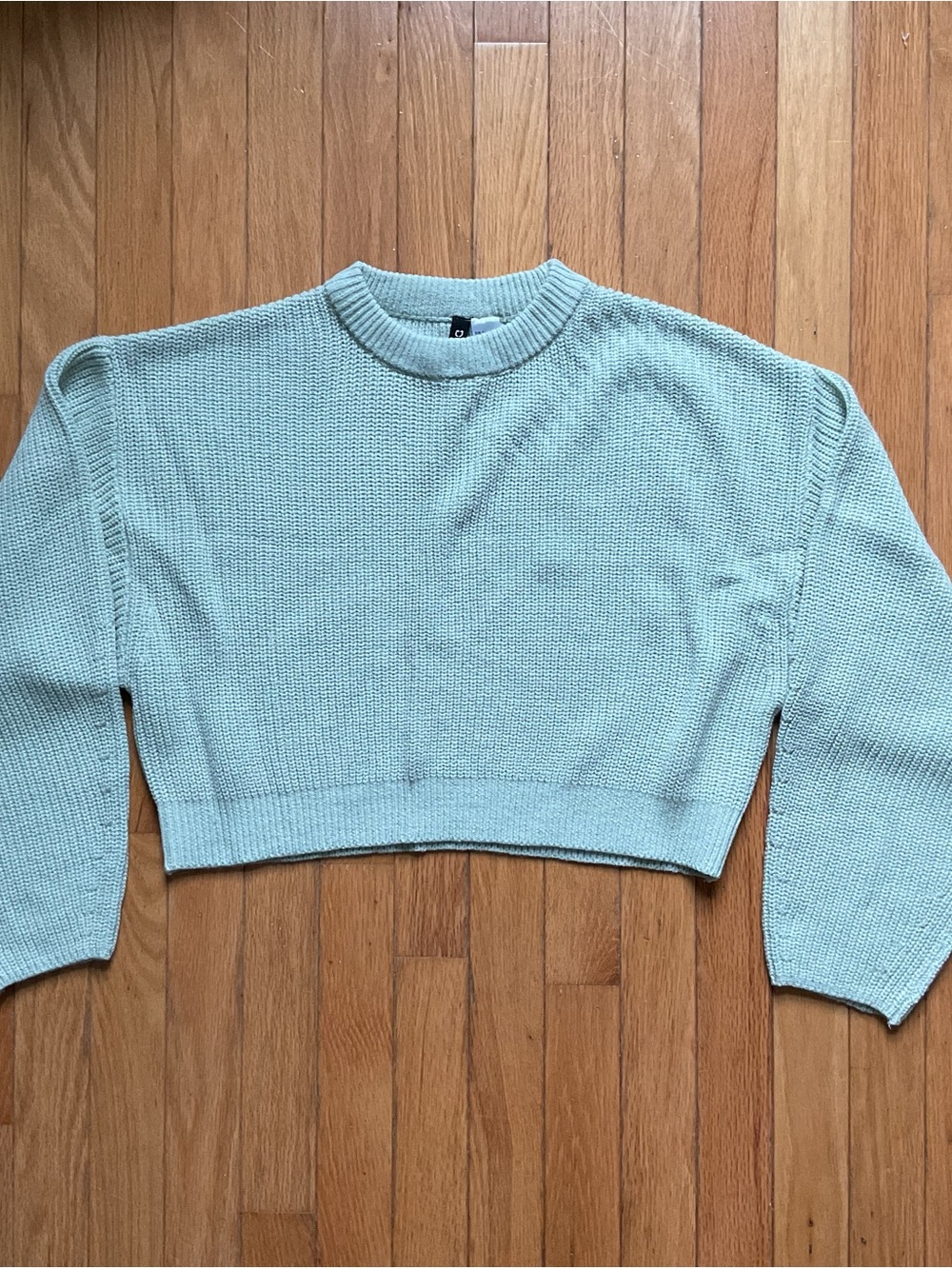 H&M Divided Mint Green Cropped Boxy Knit Sweater Size S Crewneck